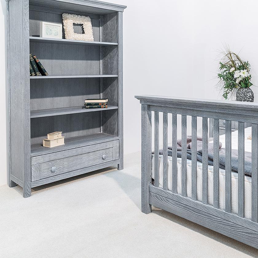 Grande bibliothèque Karisma en bois massif – Bibliothèque extra-large de style Mid-Century – Poignée en bois en forme de diamant fabriquée à la main et étagères réglables