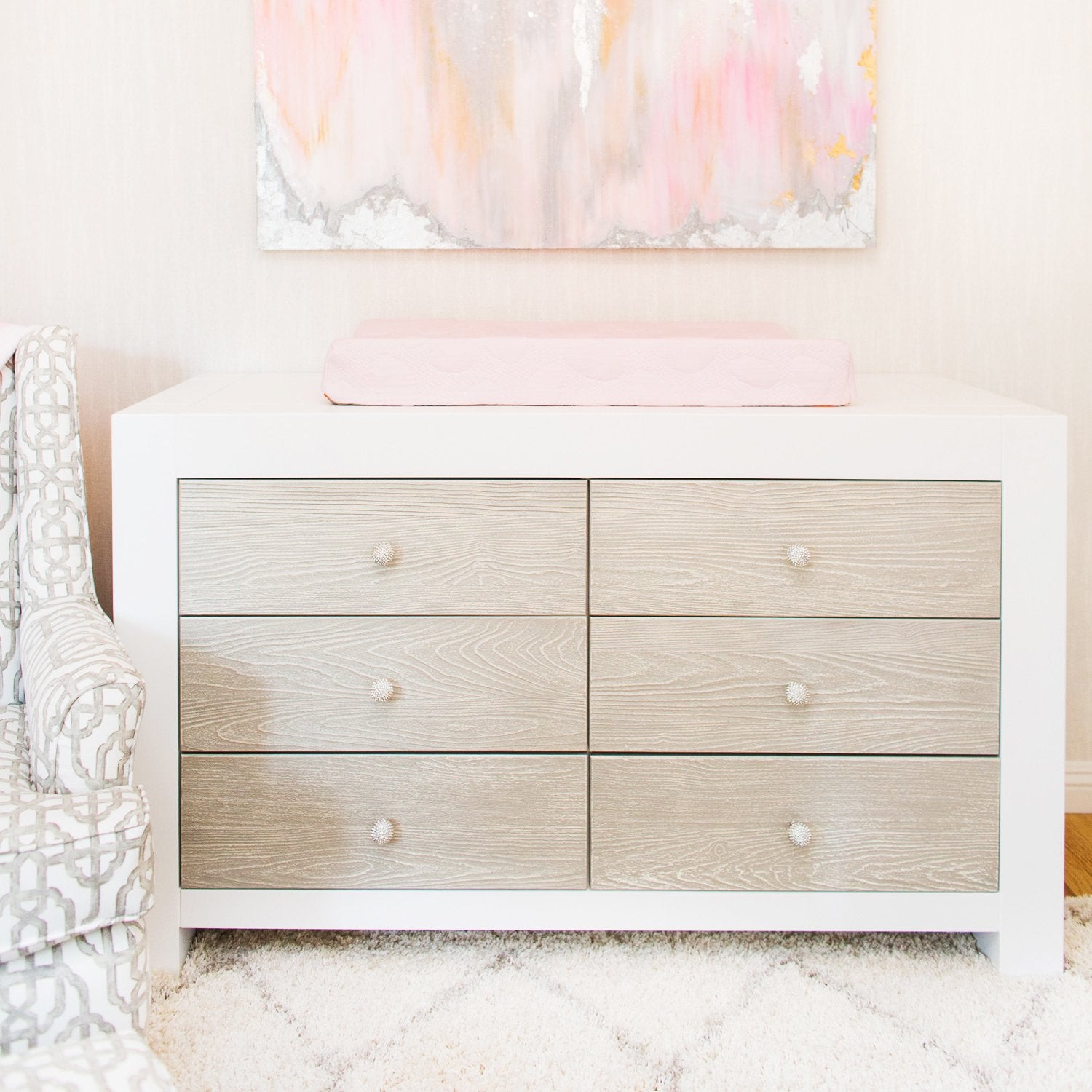 Ventianni Kommode aus Massivholz – Luxuriöse 6-Schubladen-Kommode – Handgefertigte europäische Designer-Kommode mit Aufbewahrungsmöglichkeit und Wickeltisch